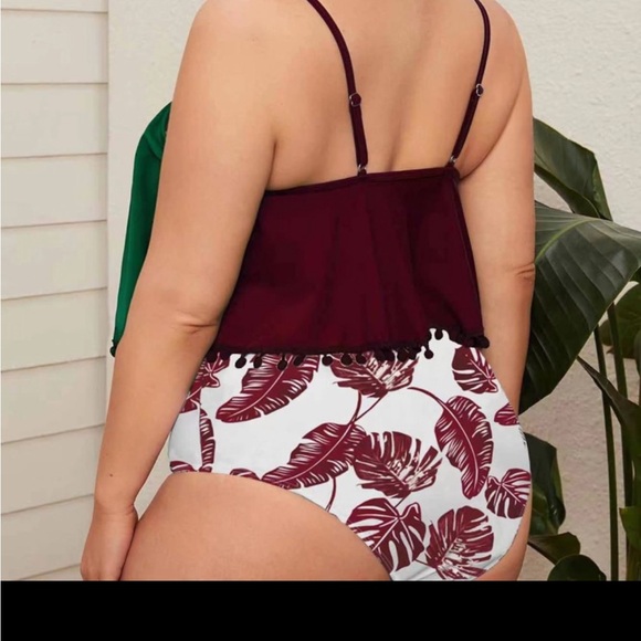 Swimsuit 2 Piece - Picture 6 of 7